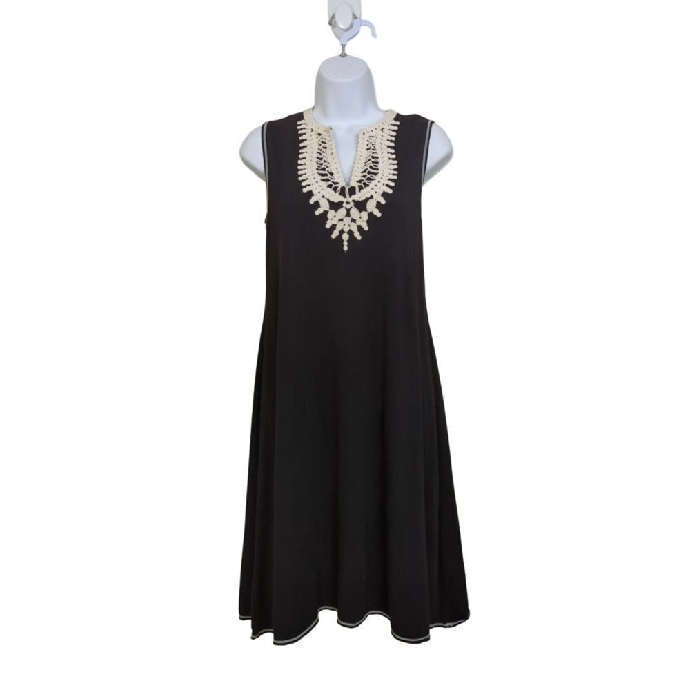 Max Studio Women's Black Shift dress with cream embroidery detail size XS